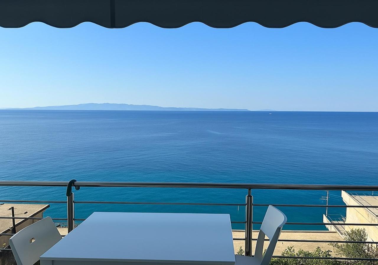 Blue Sea Apartments Кепаро Екстериор снимка