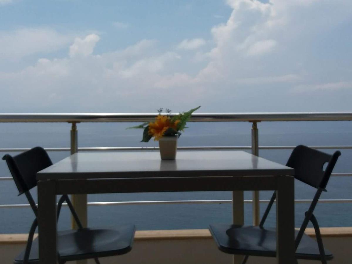 Blue Sea Apartments Кепаро Екстериор снимка