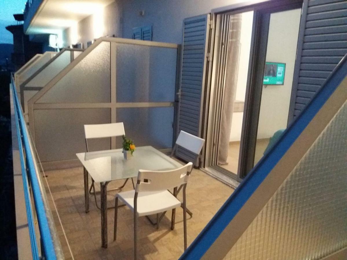 Blue Sea Apartments Кепаро Екстериор снимка